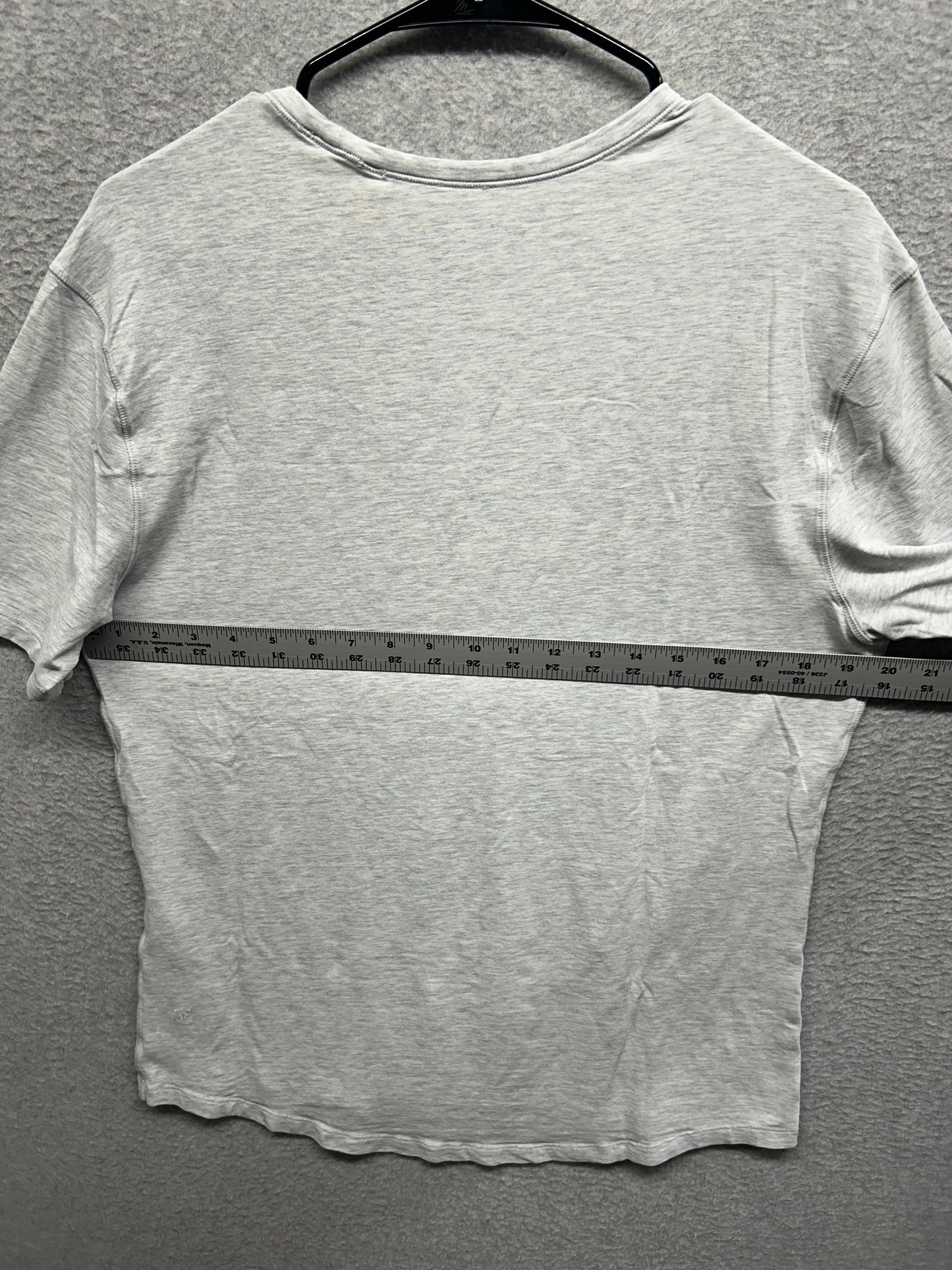 Lululemon 5 Year Basic Tee Size Large Heathered Core Ultra Light Grey