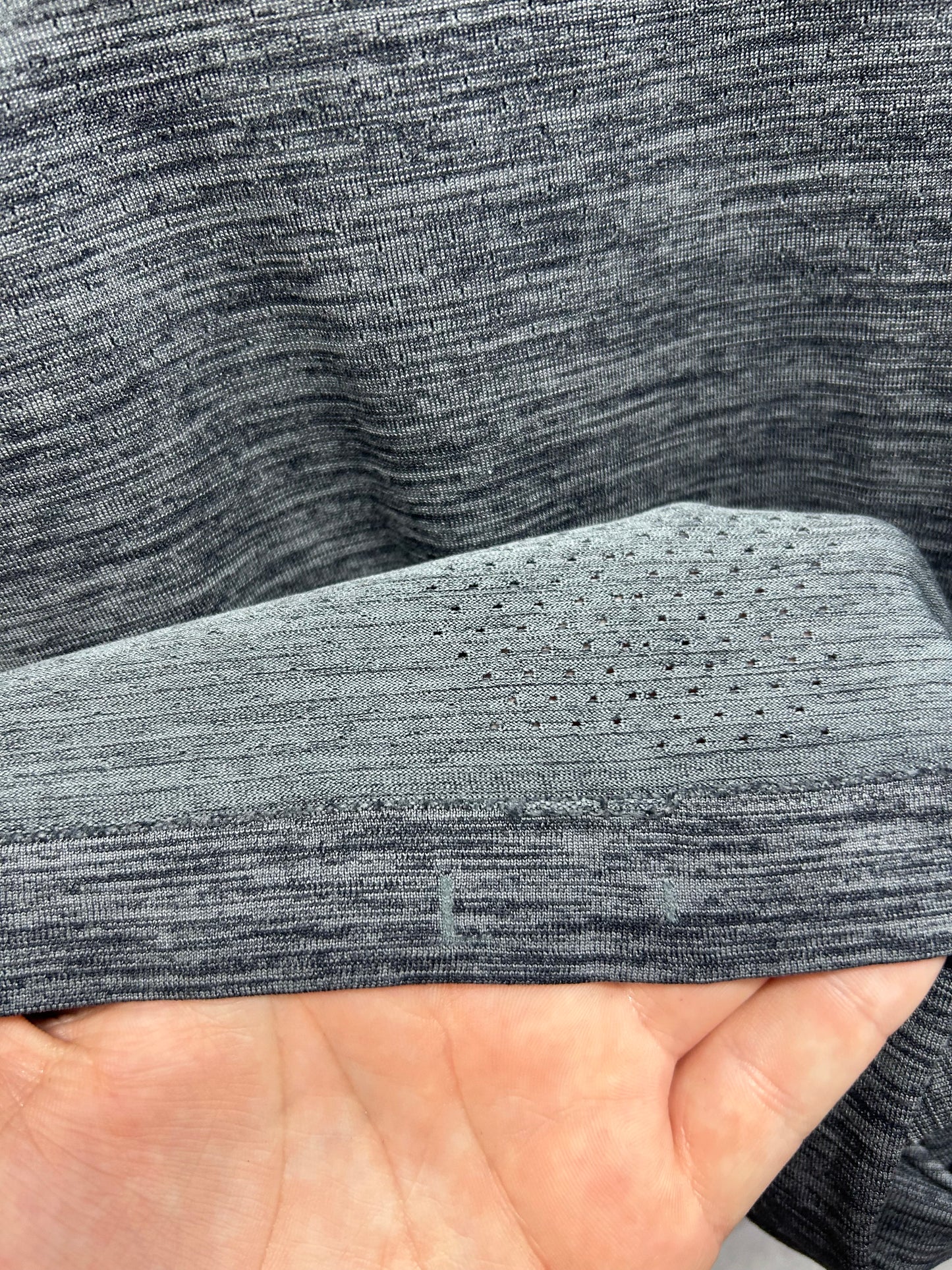 Lululemon Metal Vent Tech Short Sleeve Size Large Darkside