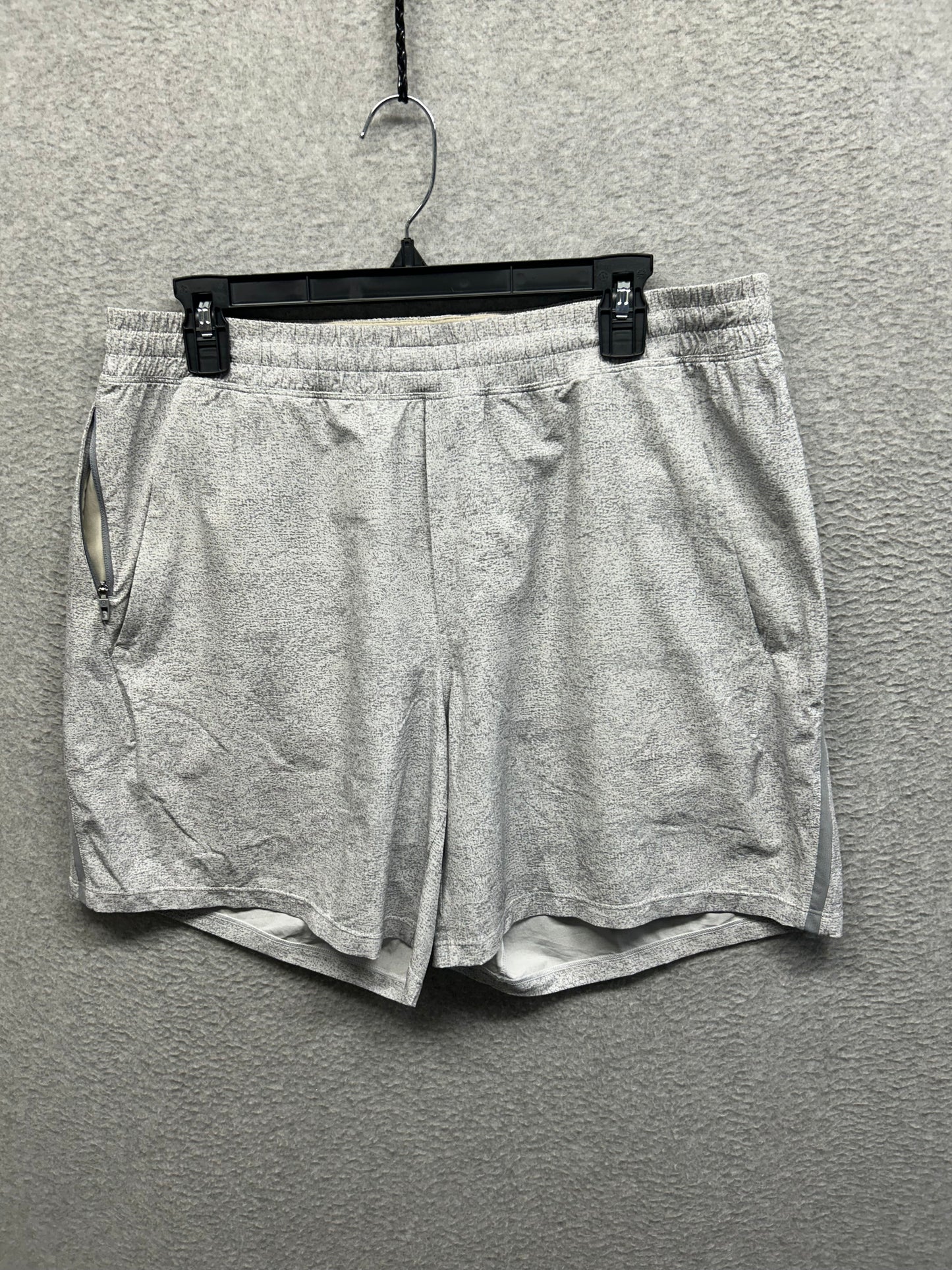 Lululemon Pace Breaker Linerless Short 7" Size XL (Square) Heathered Gray