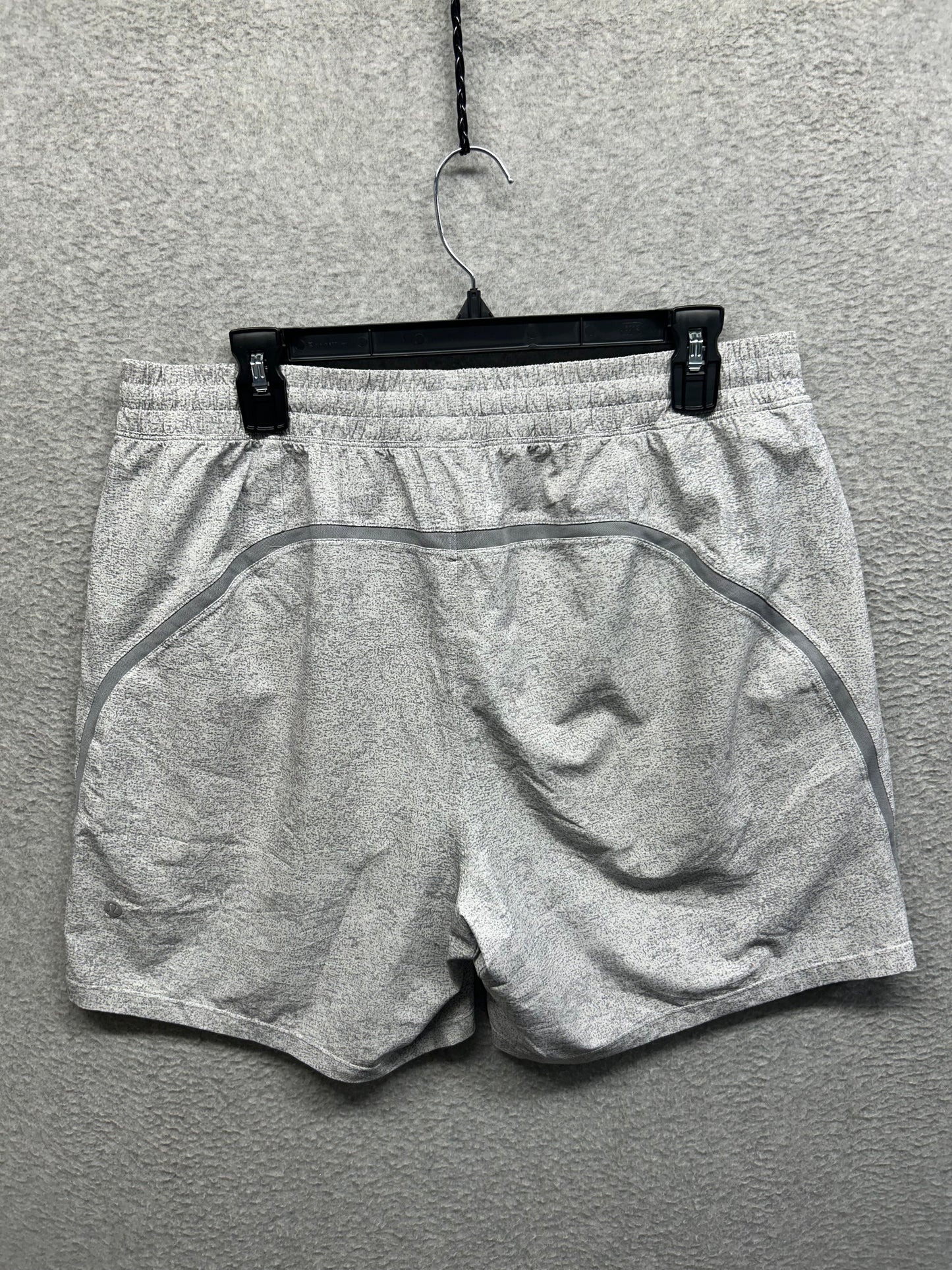 Lululemon Pace Breaker Linerless Short 7" Size XL (Square) Heathered Gray