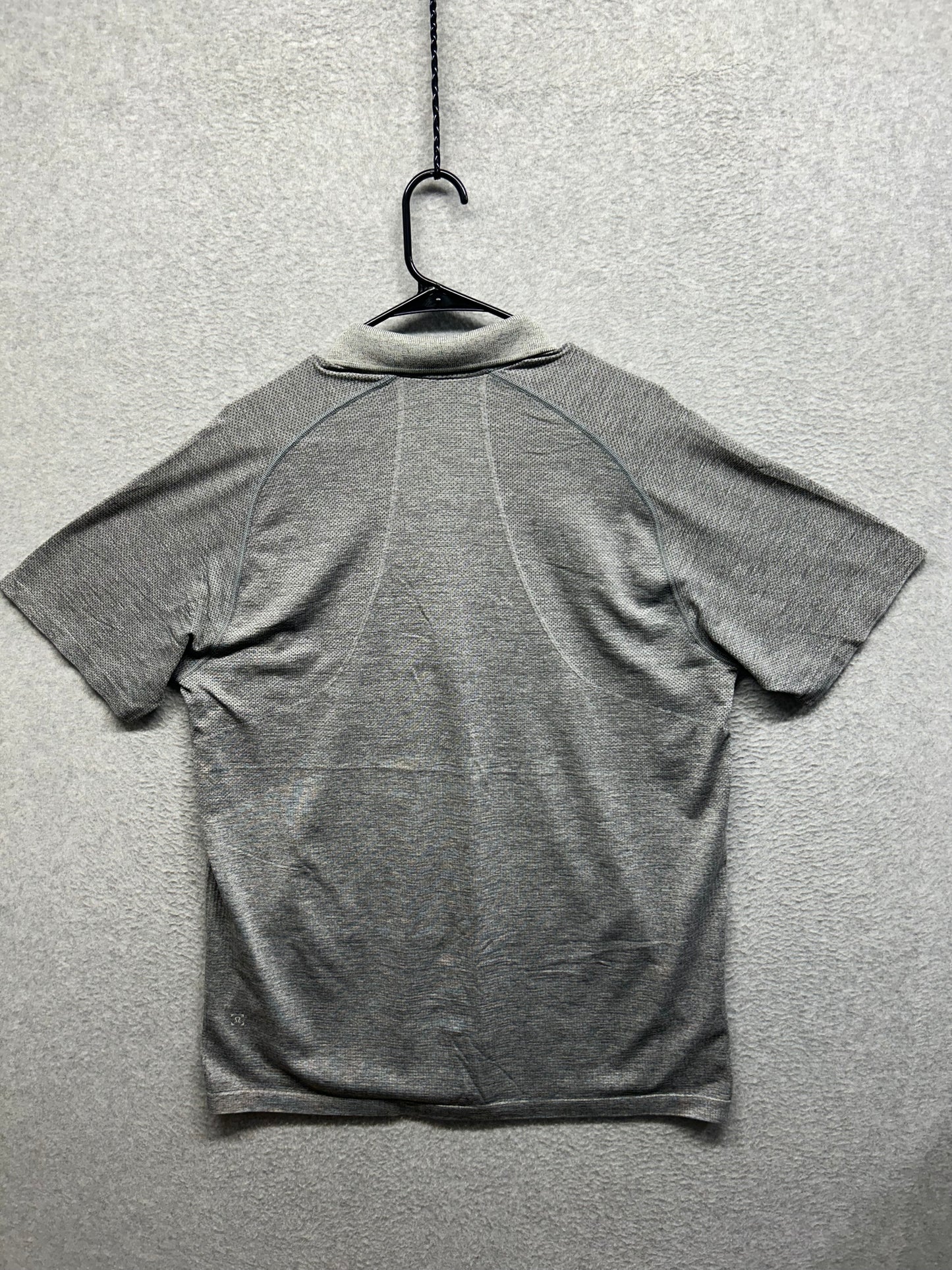 Lululemon Metal Vent Tech Polo Size XL Slate