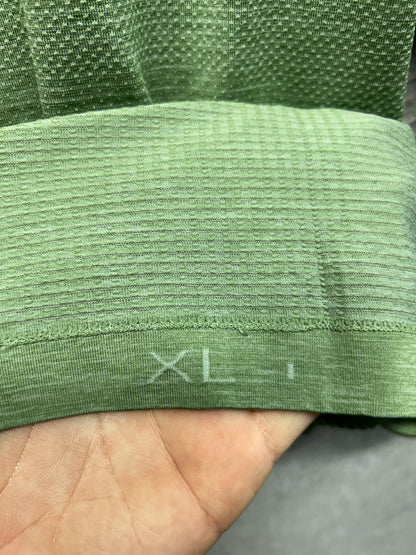Lululemon Metal Vent Tech Short Sleeve Size XL Green