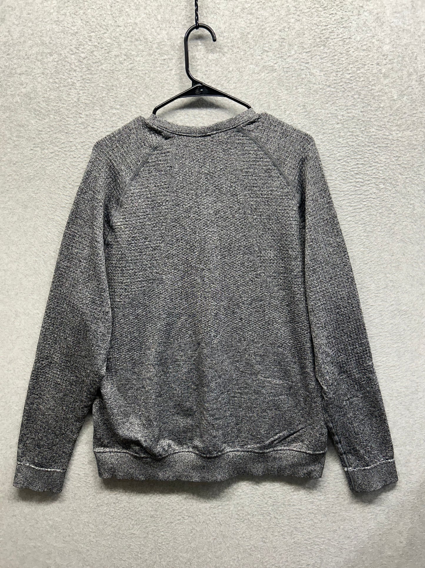Lululemon Engineered Warmth Long Sleeve Crew Size XL Heathered Gray