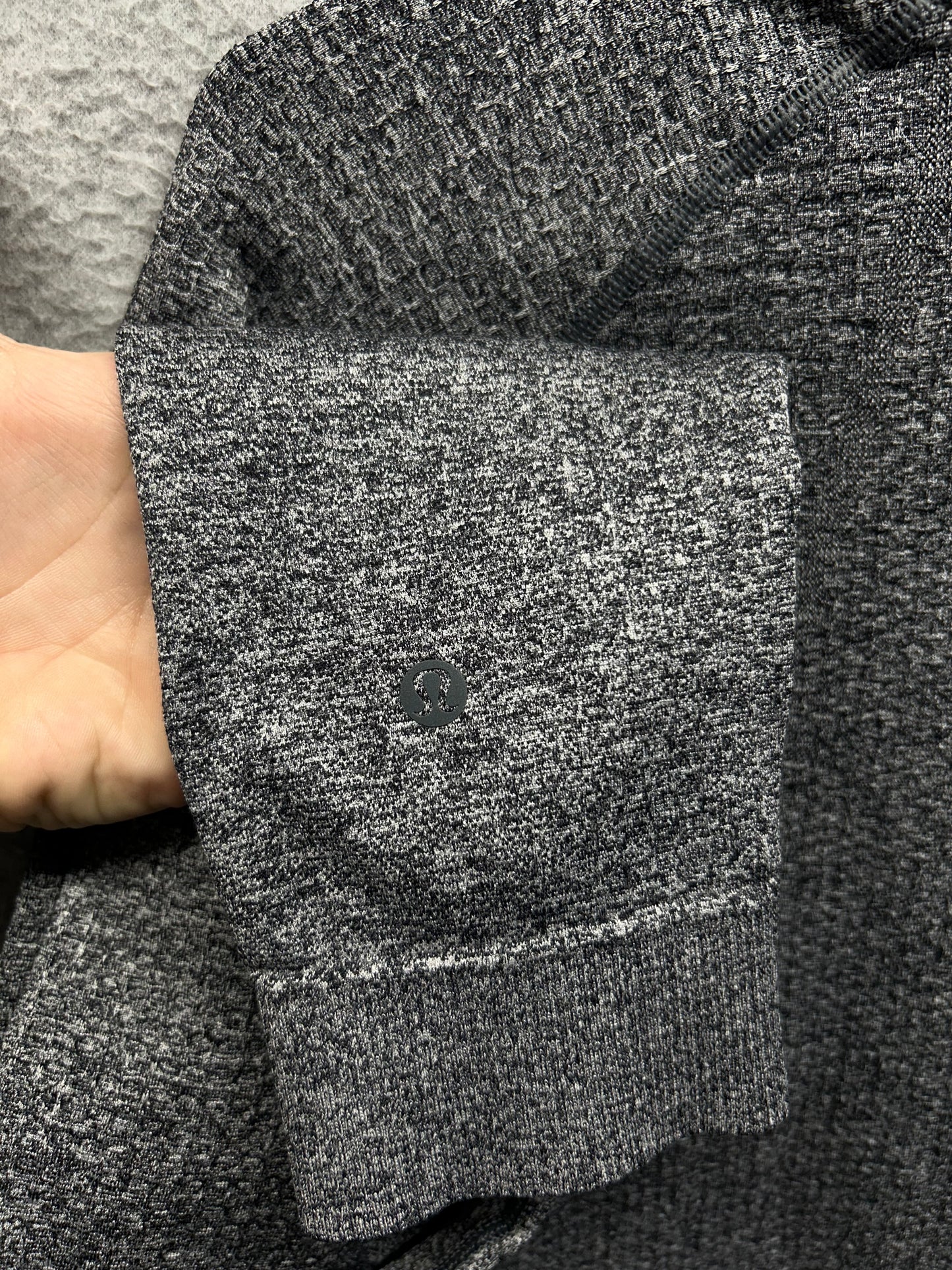Lululemon Engineered Warmth Long Sleeve Crew Size XL Heathered Gray