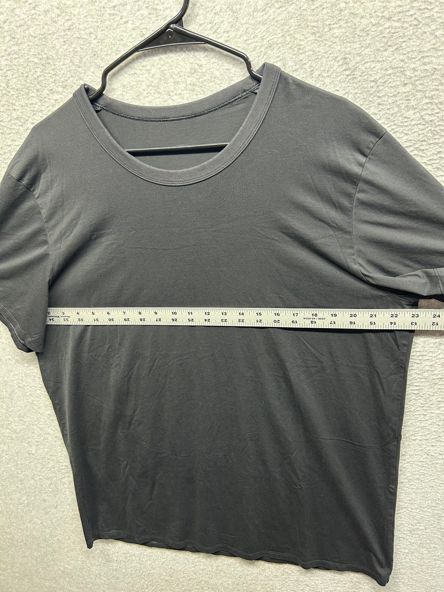 Lululemon 5 Year Basic Tee Size 2XL Black