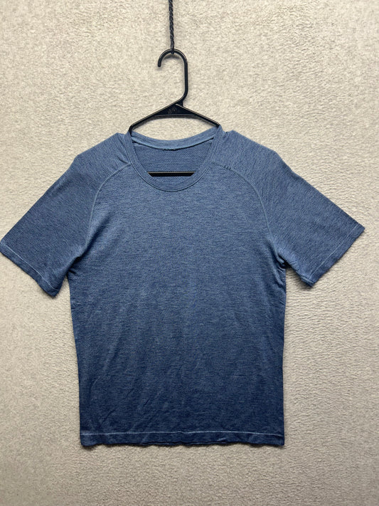 Lululemon Metal Vent Tech Short Sleeve Shirt 2.0 Mens Size Medium Blue