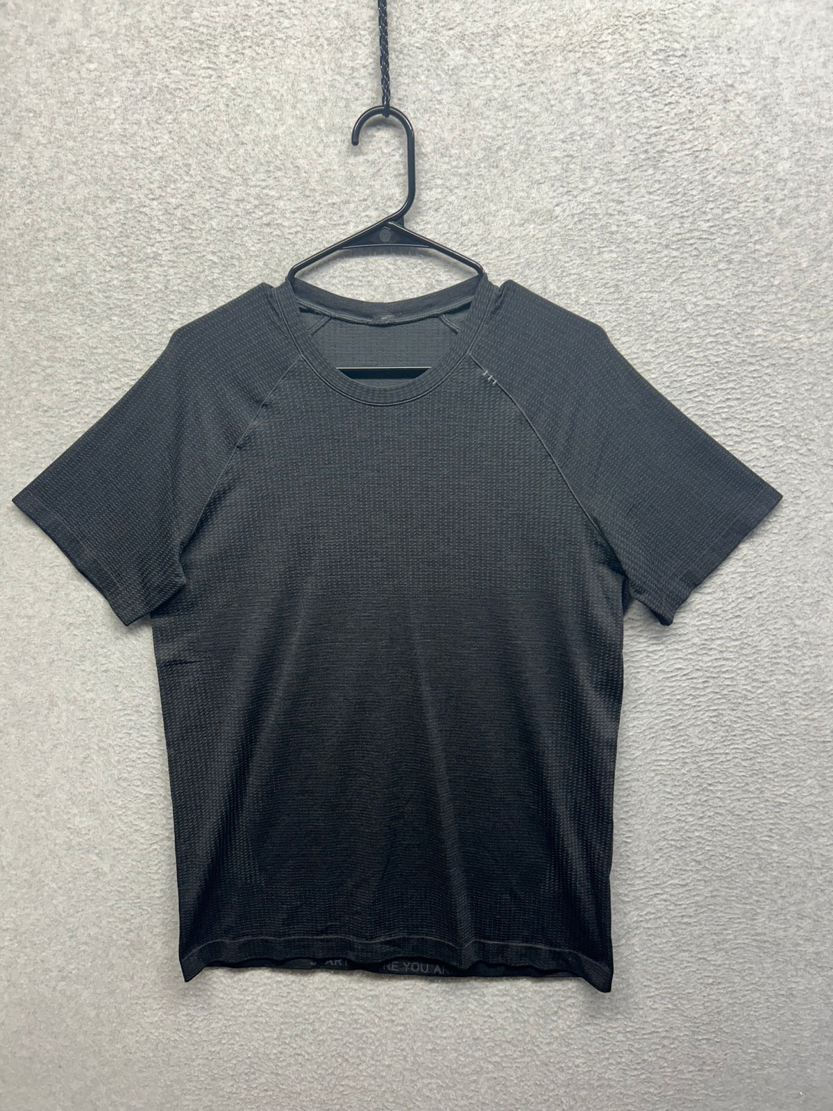 Lululemon Metal Vent Tech Short Sleeve Shirt 2.0 Mens Size Medium Black
