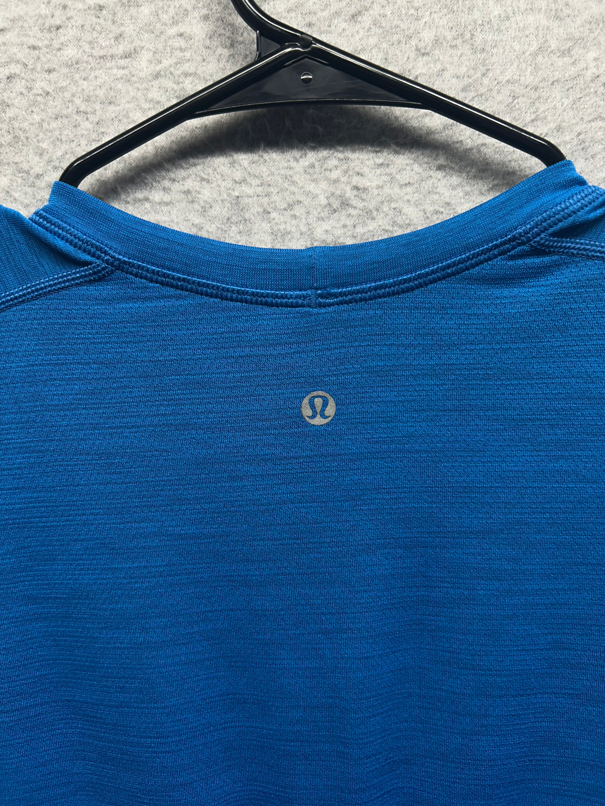 Lululemon Metal Vent Tech Short Sleeve Shirt 2.0 Mens Size Medium Blue