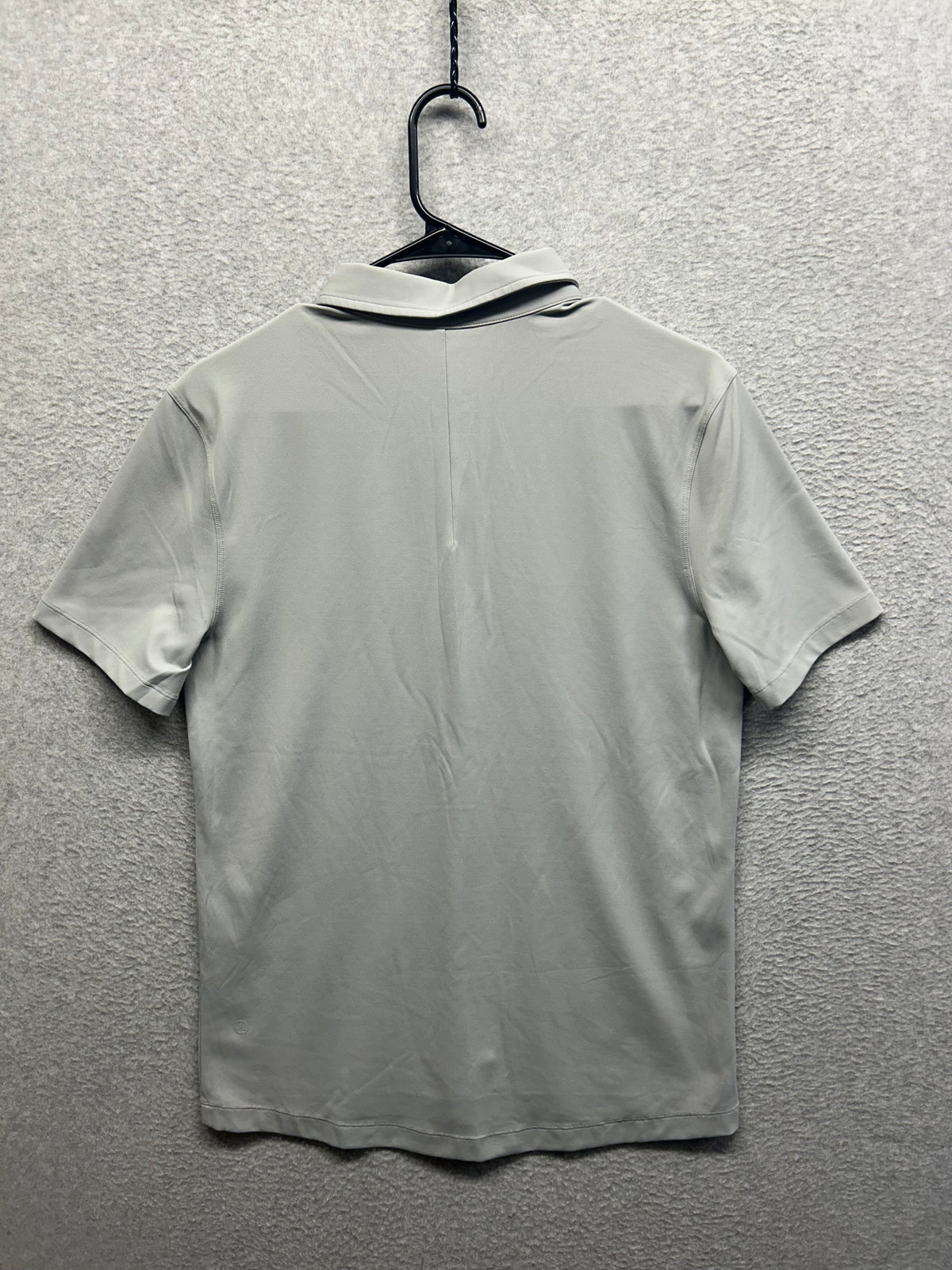 Lululemon Evolution Polo Size Medium Gray