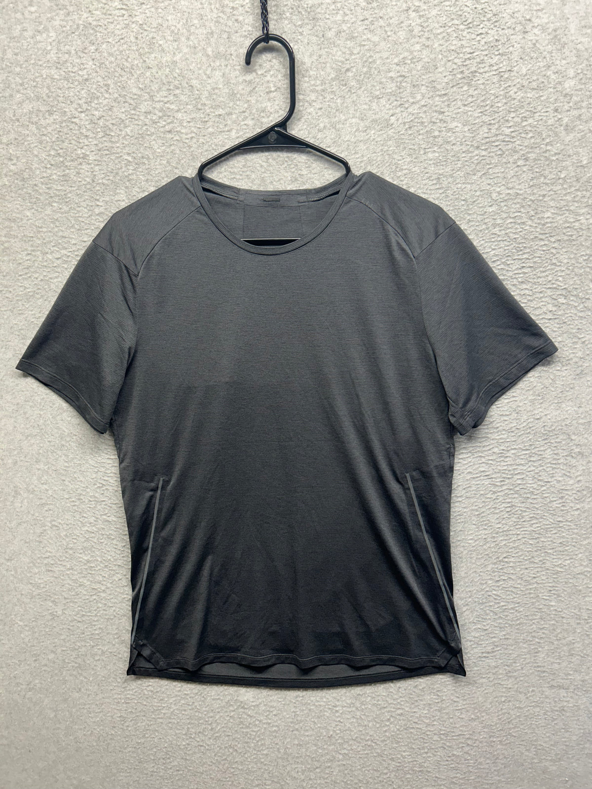 Lululemon Fast and Free Short Sleeve Shirt Size Medium Black