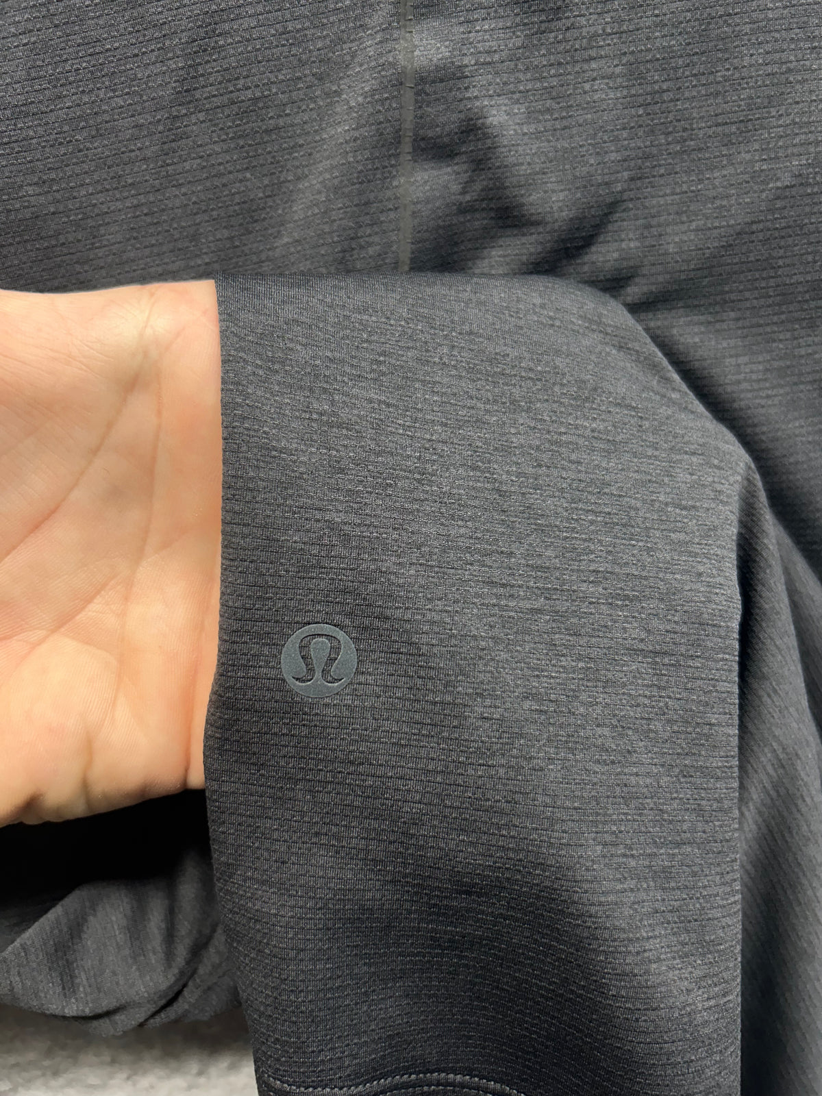 Lululemon Fast and Free Short Sleeve Shirt Size Medium Black