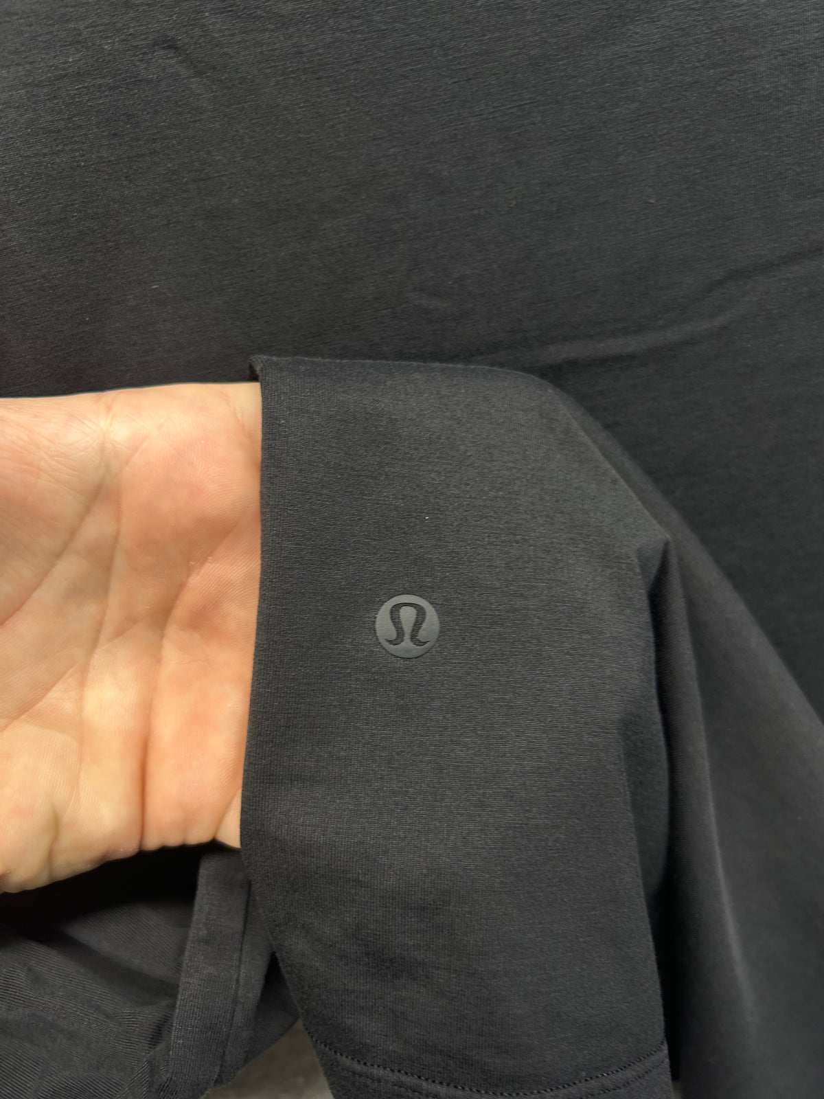 Lululemon The Fundamental T-Shirt Size Large Black
