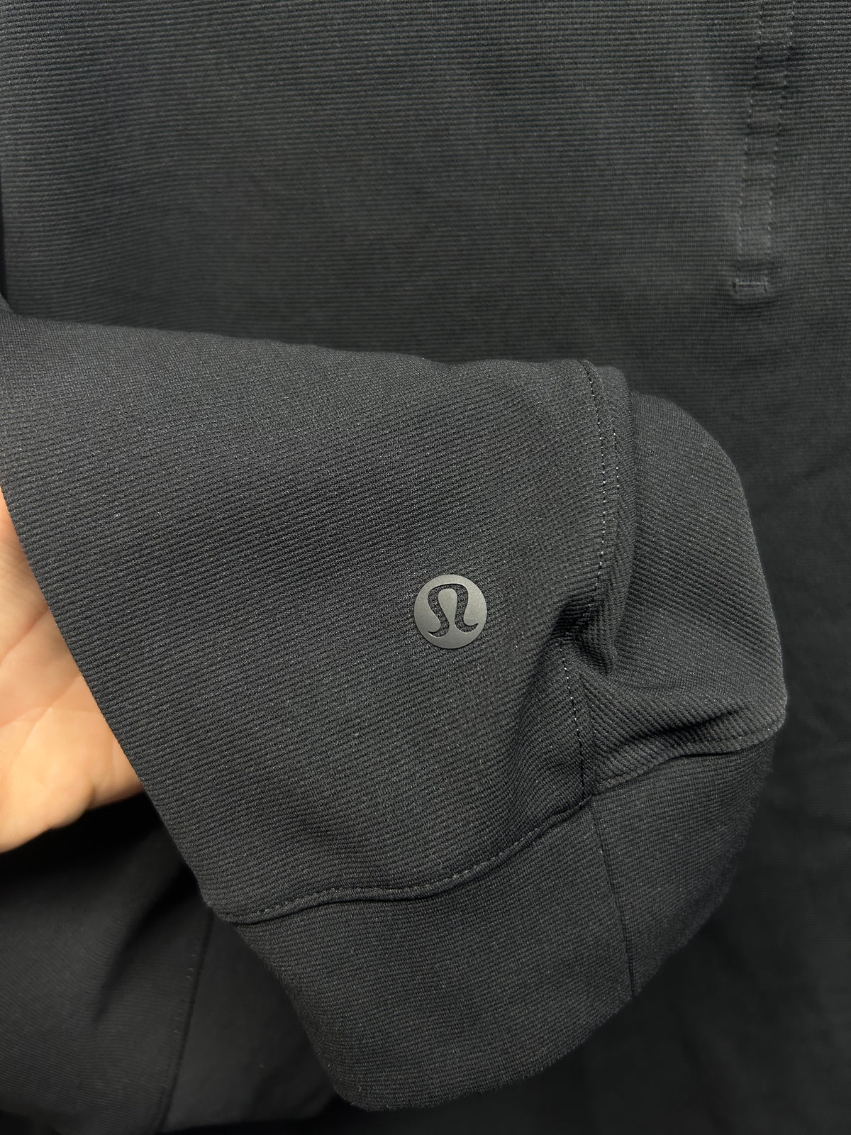 Lululemon Sojourn Jacket Size XL Black