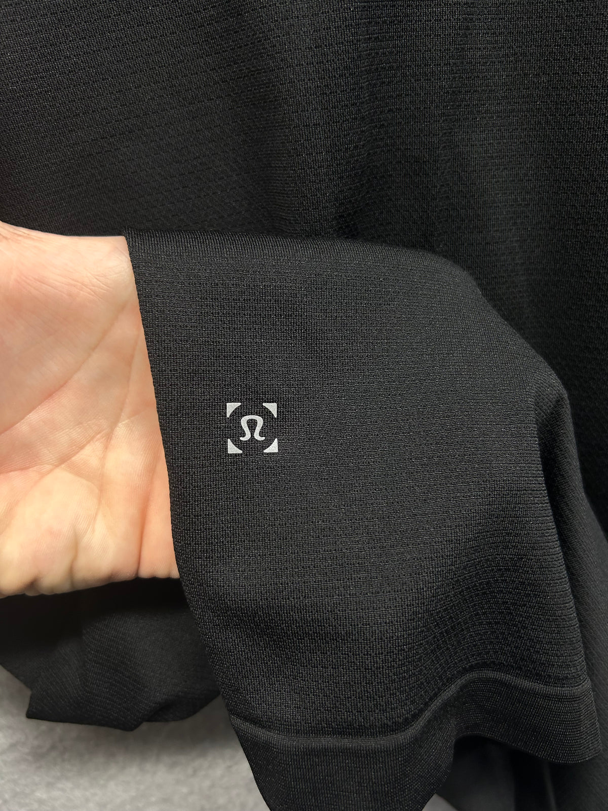 Lululemon Metal Vent Tech Short Sleeve Polo Mens Size XL Black