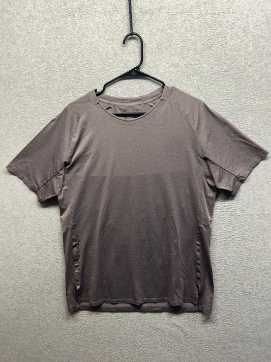 Lululemon Textured Training Short Sleeve Size XL Purple