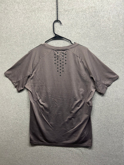 Lululemon Textured Training Short Sleeve Size XL Purple