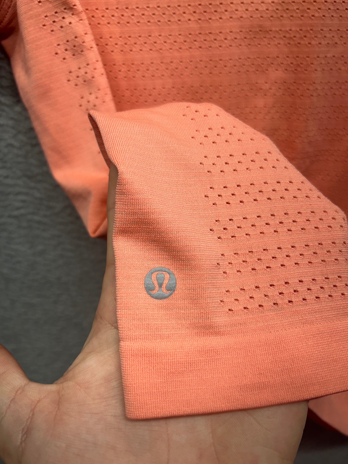 Lululemon Breeze By Short Sleeve Size 8 Orange
