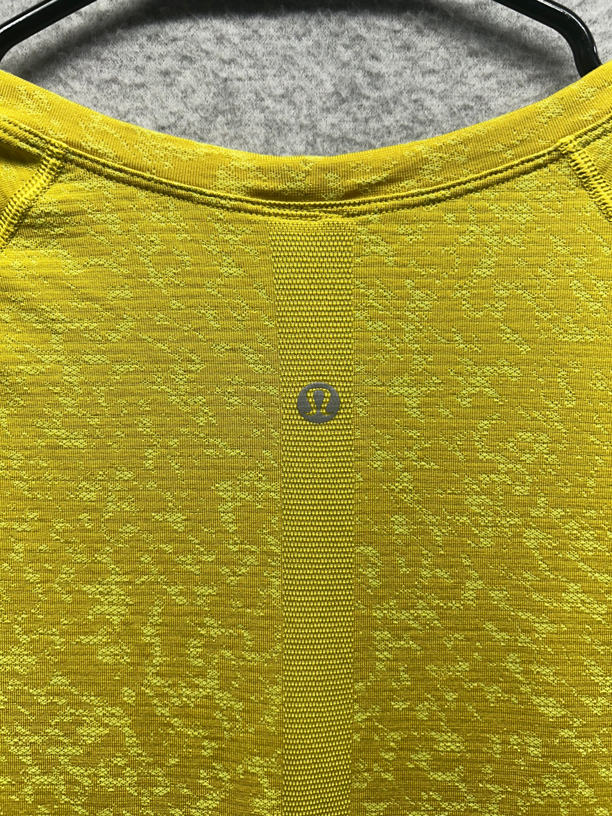 Lululemon Swiftly Tech Short Sleeve Size 14 Yellow