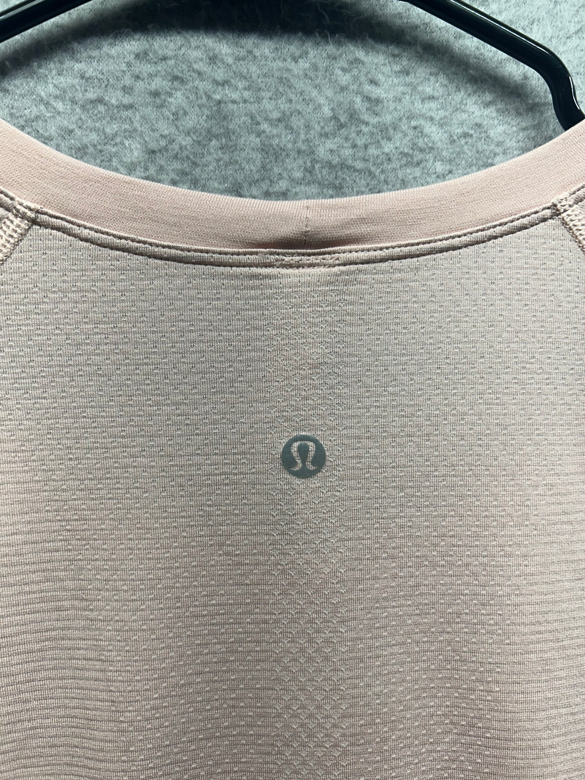 Lululemon Swiftly Tech Short Sleeve Size 18 Pink