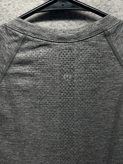 Lululemon Swiftly Tech Short Sleeve Size 4 Slate Gray