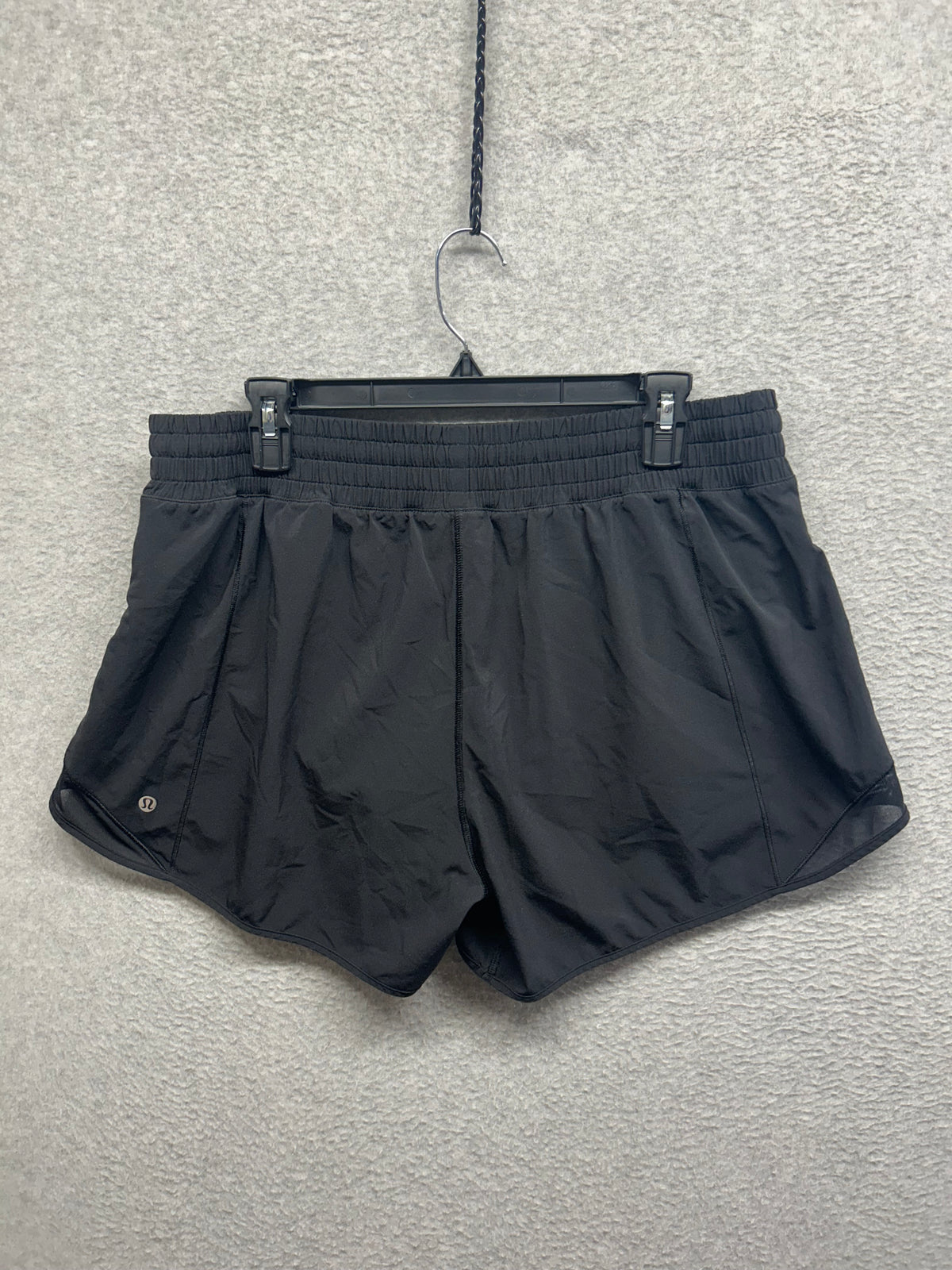 Lululemon Hotty Hot Short High-Rise Long 4" Size 14 Black