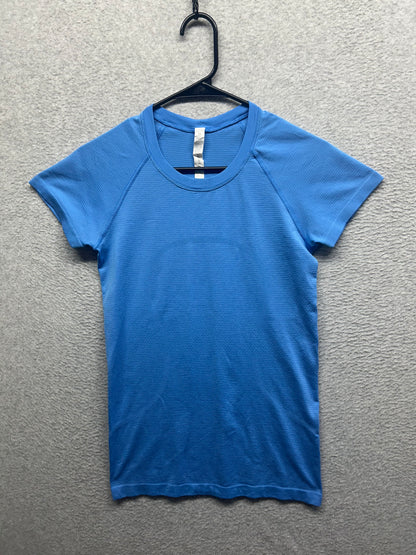 Lululemon Swiftly Tech Short Sleeve Crew Size 6 Blue