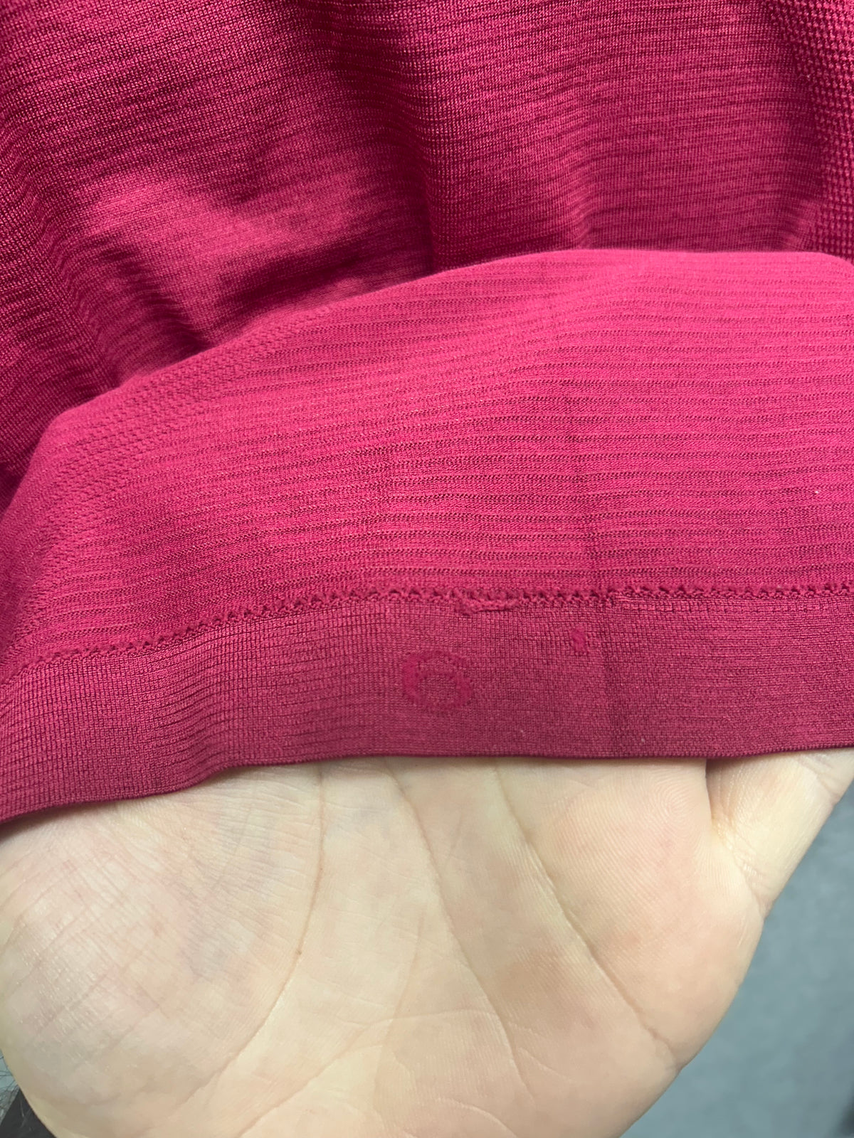 Lululemon Swiftly Tech Long Sleeve Crew Size 6 Magenta Purple