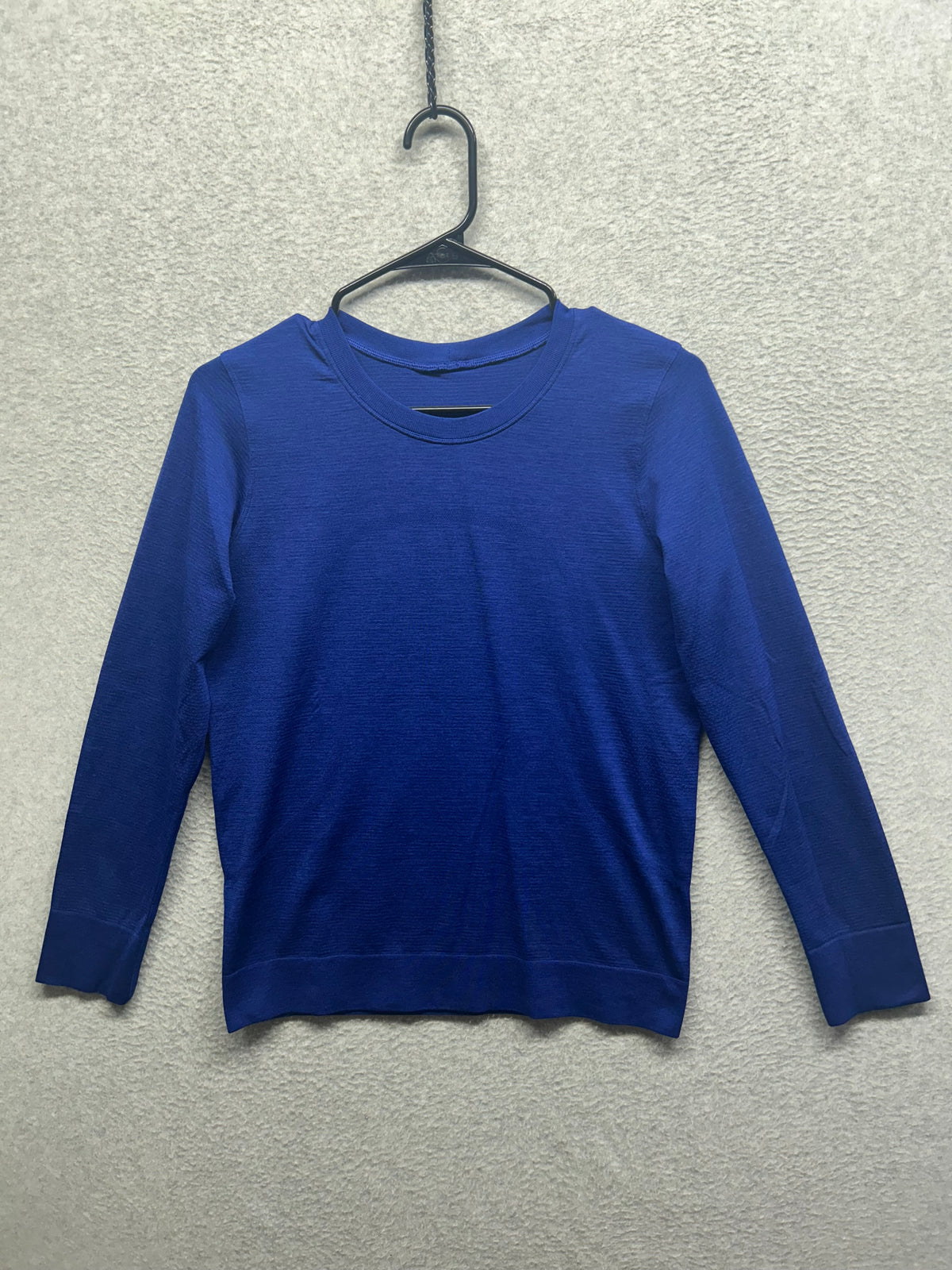 Lululemon Swiftly Tech Relaxed Fit Long Sleeve Crew Size 6 Blue