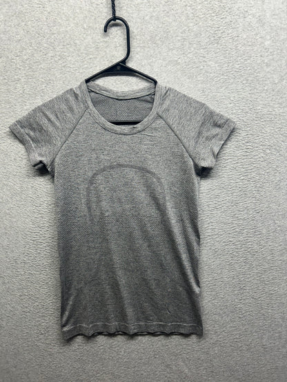 Lululemon Swiftly Tech Short Sleeve Crew Size 6 Slate Gray