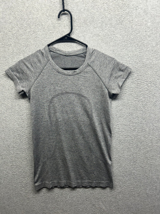 Lululemon Swiftly Tech Short Sleeve Crew Size 6 Slate Gray