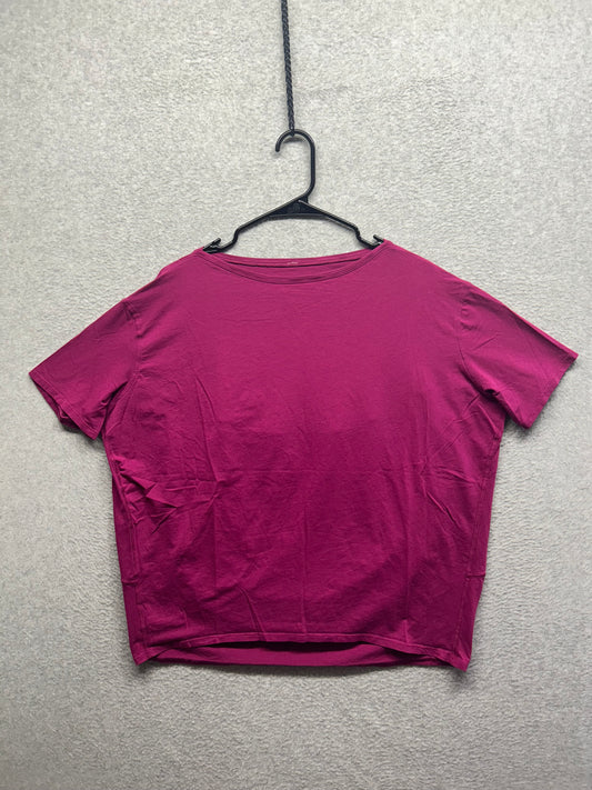 Lululemon Back in Action Short Sleeve Shirt Size 6 Magenta Purple