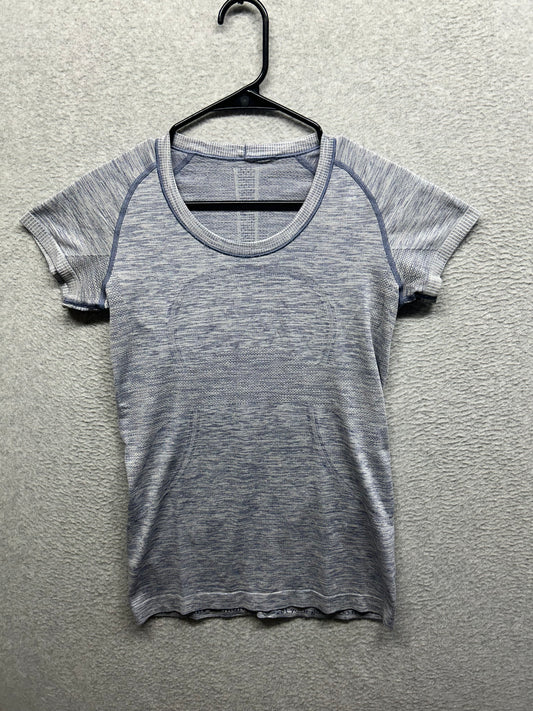 Lululemon Swiftly Tech Short Sleeve Crew Size 8 Gray | Blue