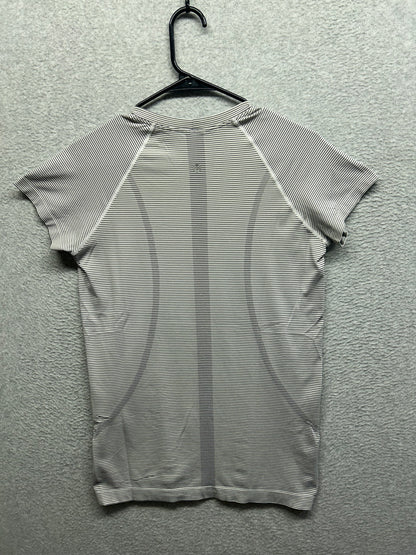 Lululemon Swiftly Tech Short Sleeve Crew Size 8 White Black Striped