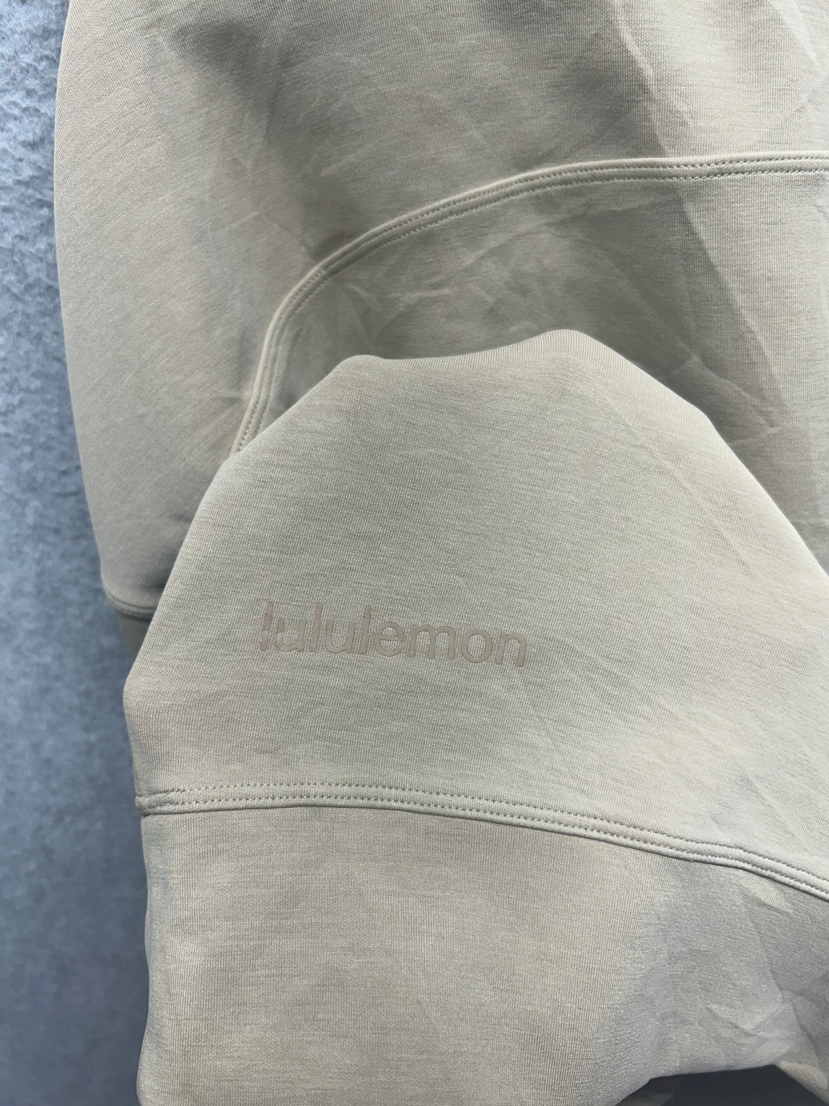 Lululemon Perfectly Oversized Cropped Crew Softstreme Size 10 Trench