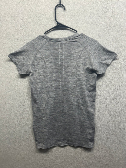 Lululemon Swiftly Tech Short Sleeve Crew Size 10 Gray