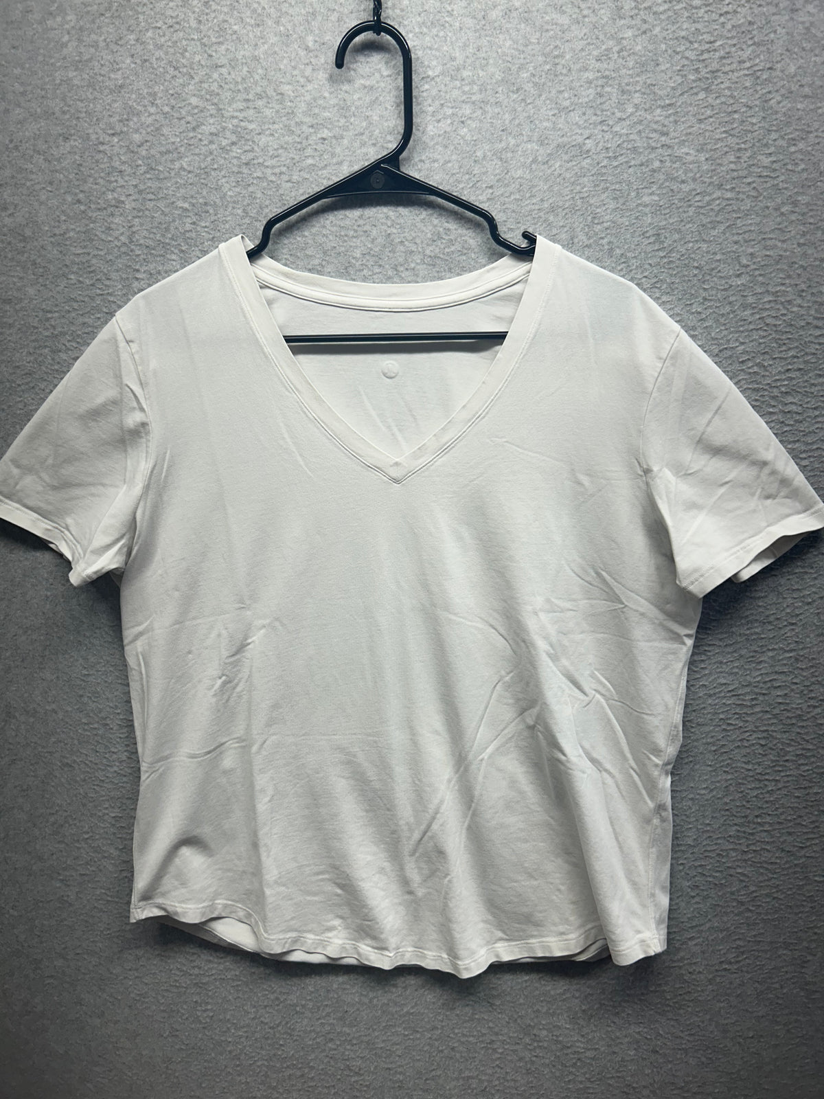 Lululemon Love V-Neck Short Sleeve Size 12 White