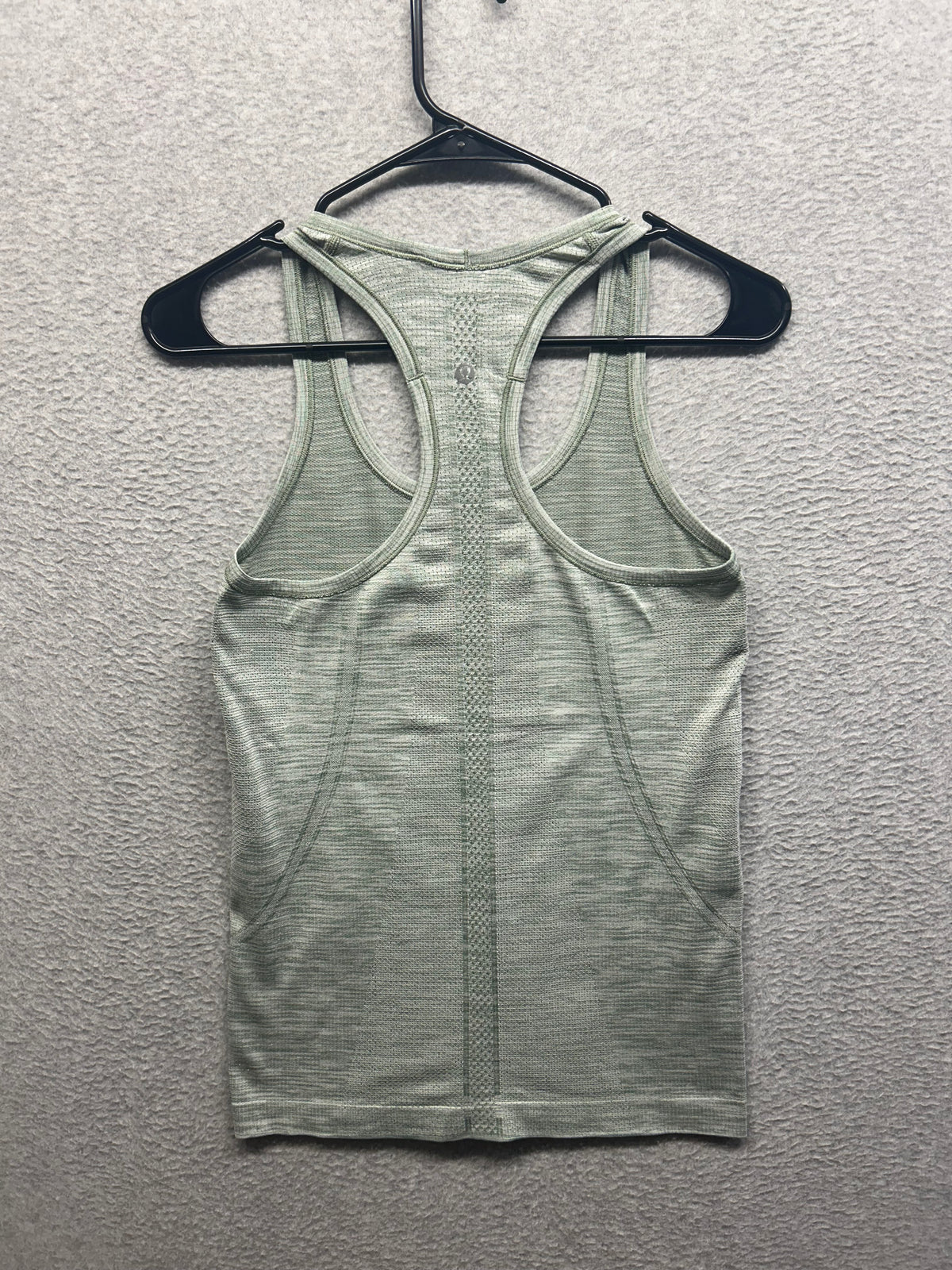 Lululemon Swifty Tech Tank Size 6 Heathered Light Green