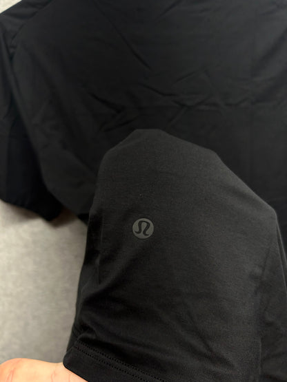 Lululemon 5 Year Basic Tee Size Medium Black