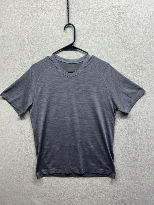 Lululemon Metal Vent Tech Short Sleeve Size Medium Gray | Blue