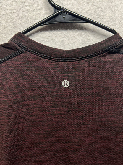 Lululemon Metal Vent Tech Short Sleeve Size Medium Oxblood