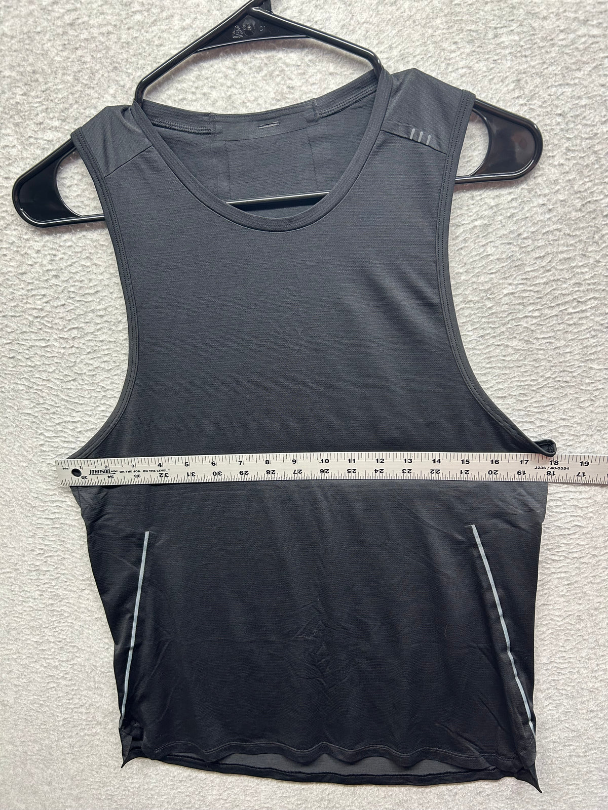 Lululemon Fast and Free Tank Size Medium Black
