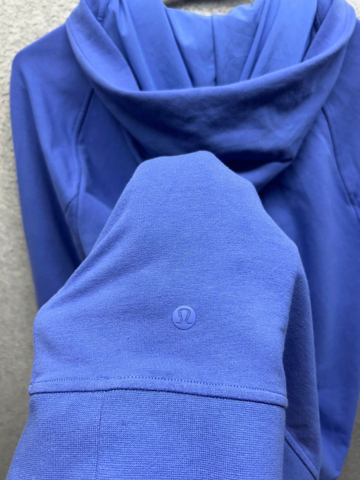 Lululemon Athletic City Sweat Pullover Hoodie Graphic Size Large Wild Indigo