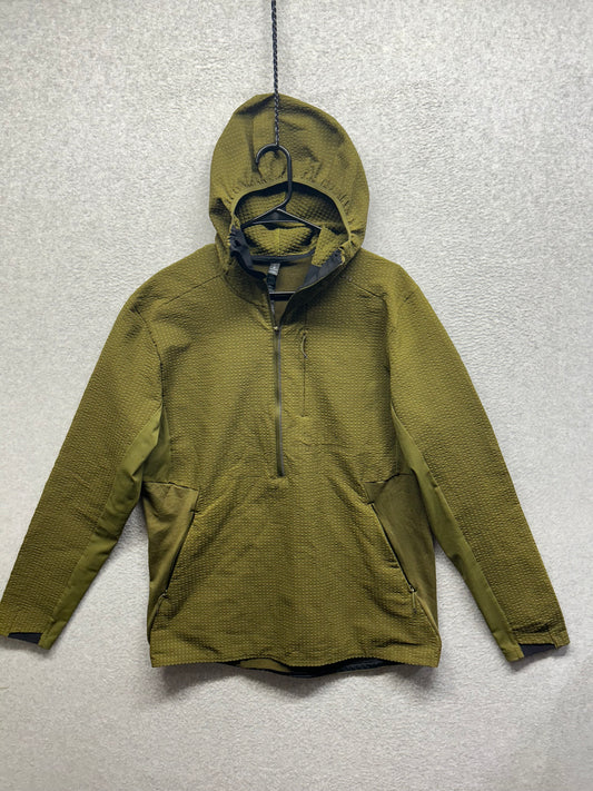 Lululemon Cold Terrain 3/4 Zip Size Large Moss Green