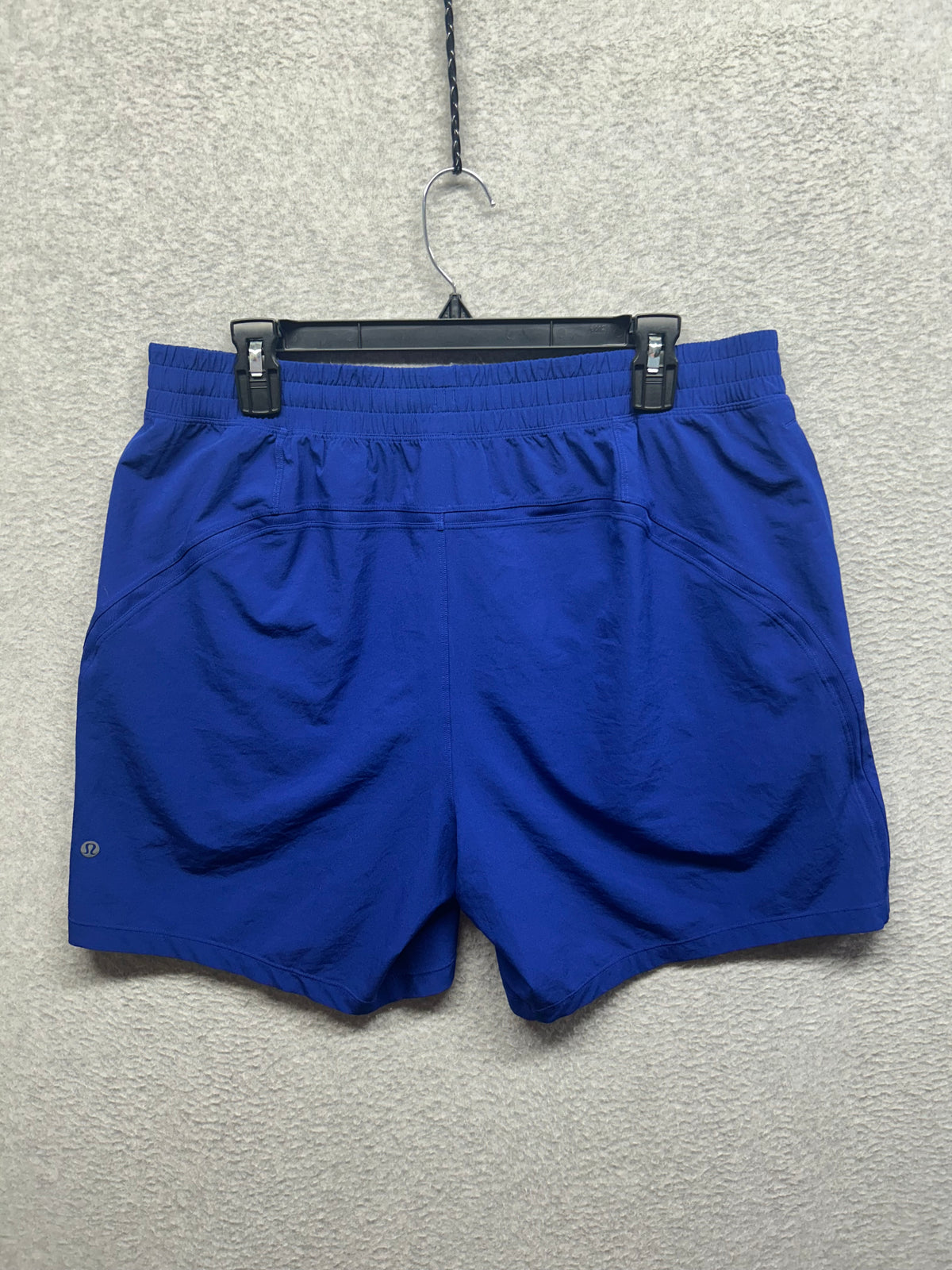 Lululemon Pace Breaker Linerless Short 5" Size XL (Square) Blue