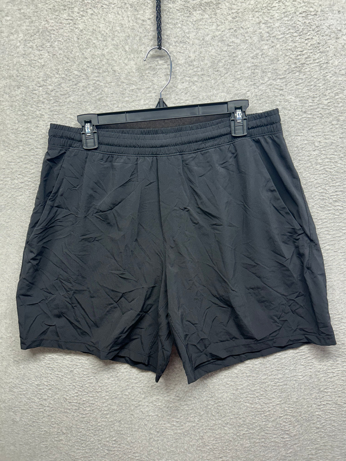 Lululemon Pace Breaker Short Linerless 7" Size XL Black