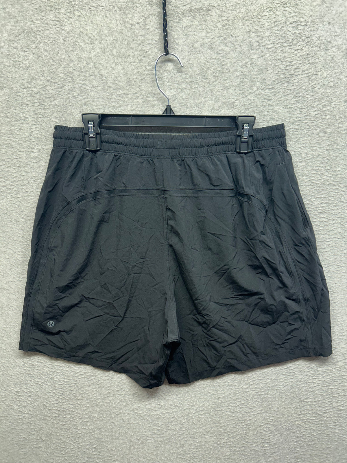 Lululemon Pace Breaker Short Linerless 7" Size XL Black