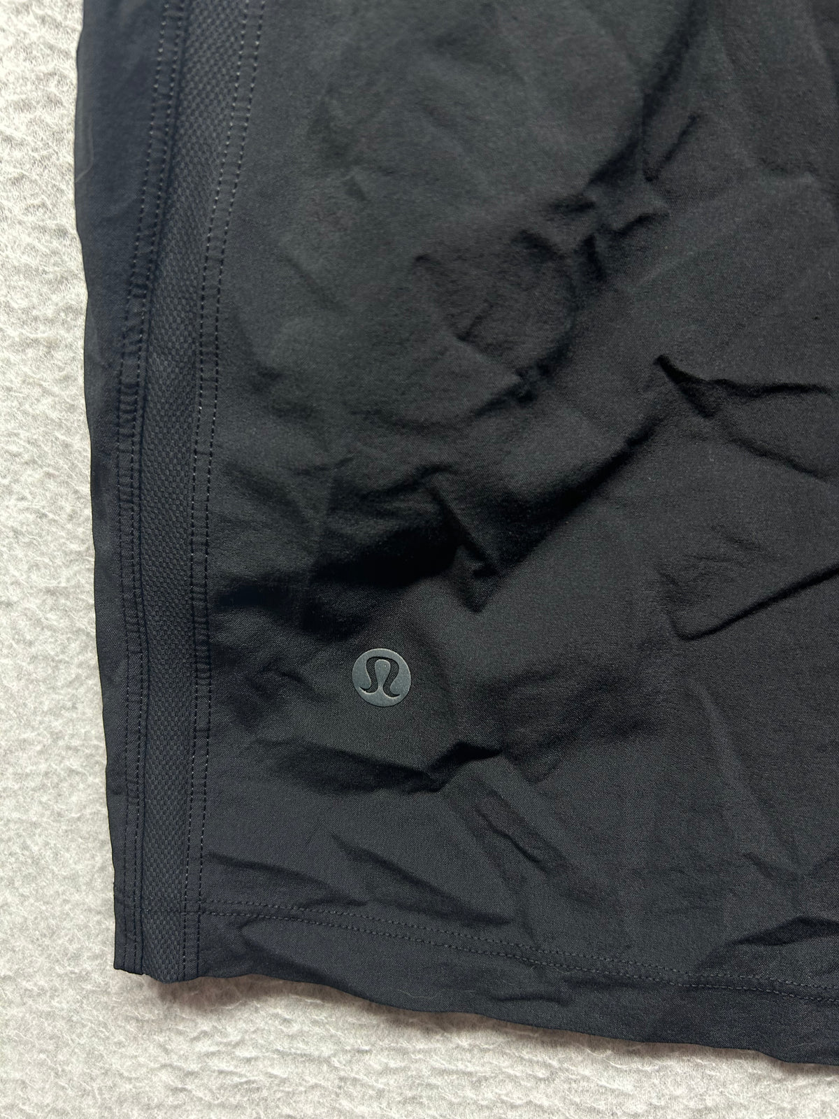 Lululemon Pace Breaker Short Linerless 7" Size XL Black