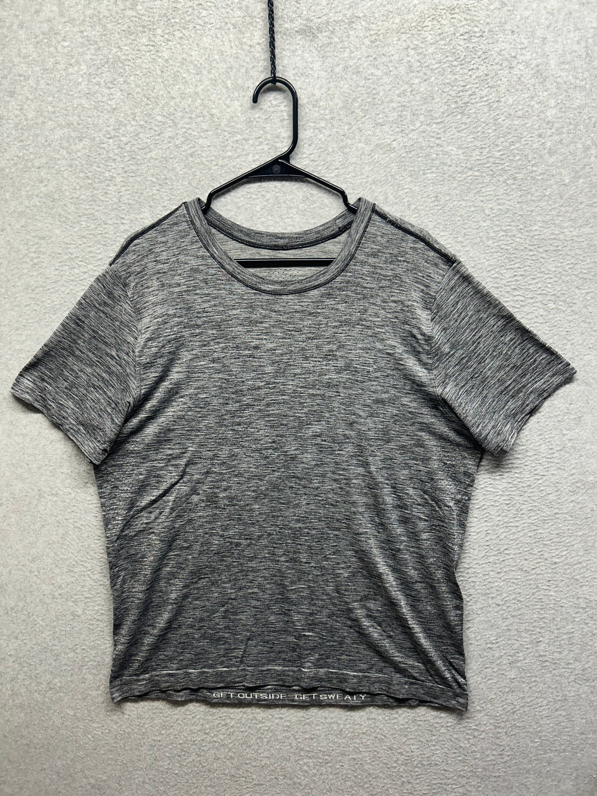 Lululemon Metal Vent Tech Short Sleeve Size XL Heathered Gray