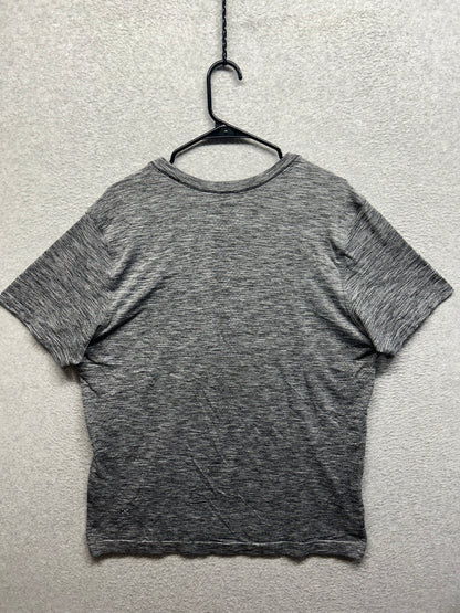 Lululemon Metal Vent Tech Short Sleeve Size XL Heathered Gray