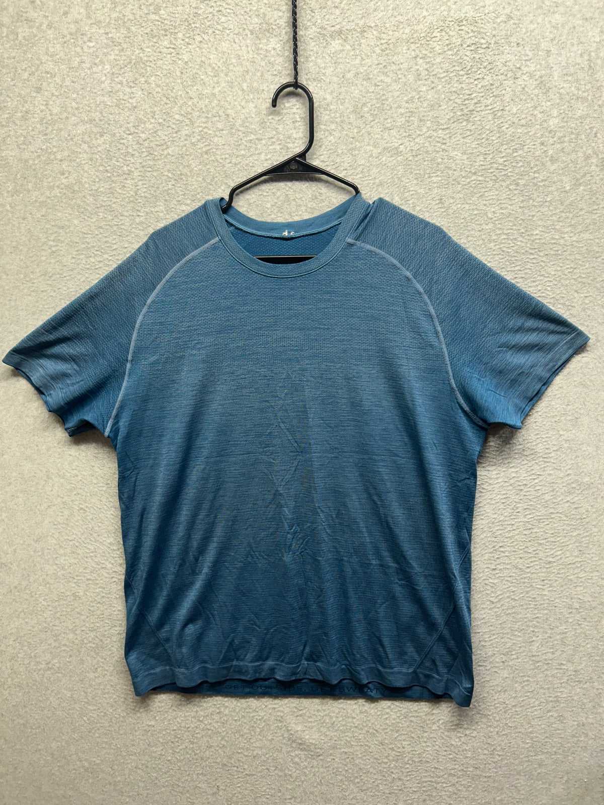 Lululemon Metal Vent Tech Short Sleeve Size XL Blue